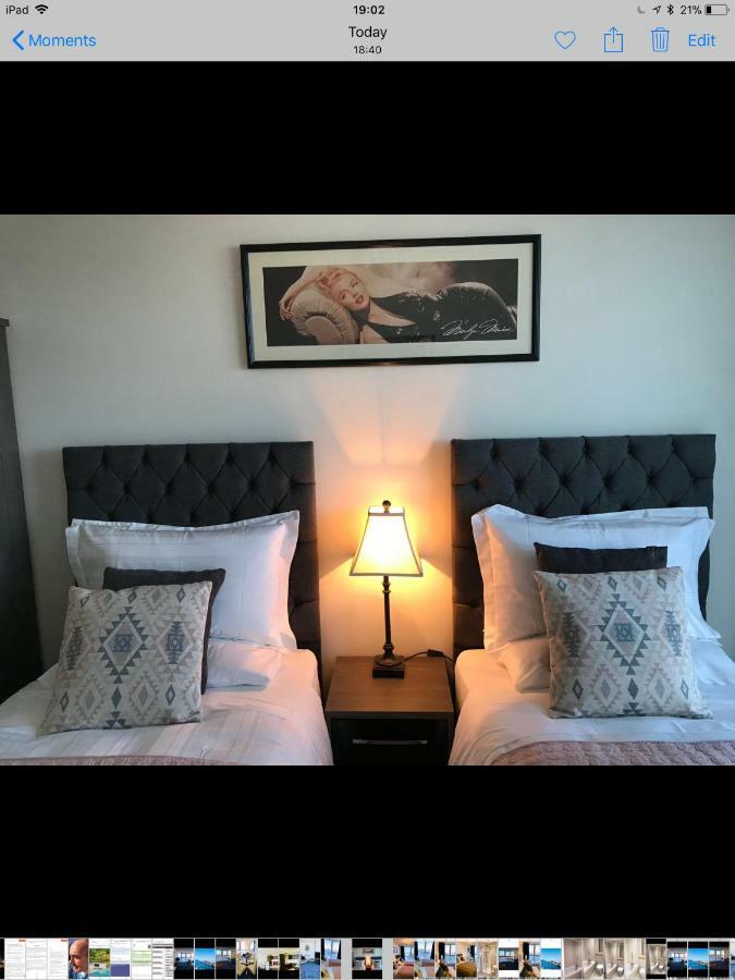 Luxury 2 Bedroom Apartment In Prime City Location Belfast Exterior foto