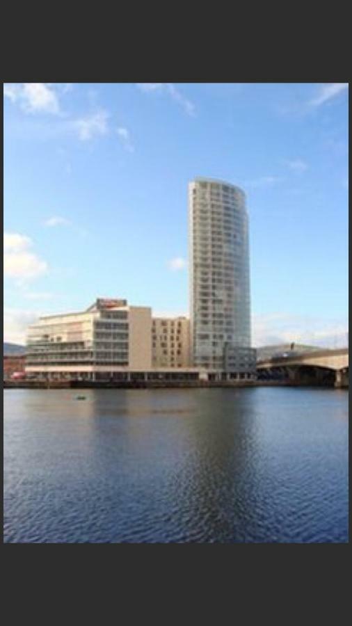 Luxury 2 Bedroom Apartment In Prime City Location Belfast Exterior foto